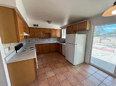 3 bed, 1160 sqft, $1,500 — Photo 4