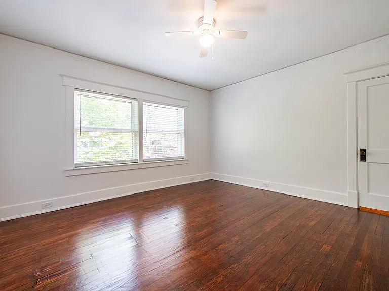 1604 Edgeland Ave — Photo 18