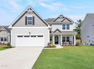 86 W Weatherbee Way, Hampstead, NC 28443