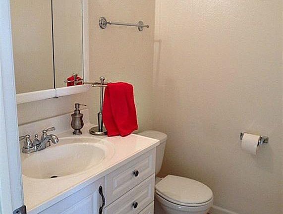 3rd image of 2225 Cheim Blvd APT 11