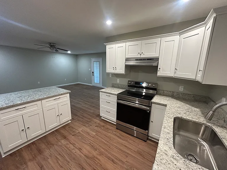 205 Coakley St — Photo 19