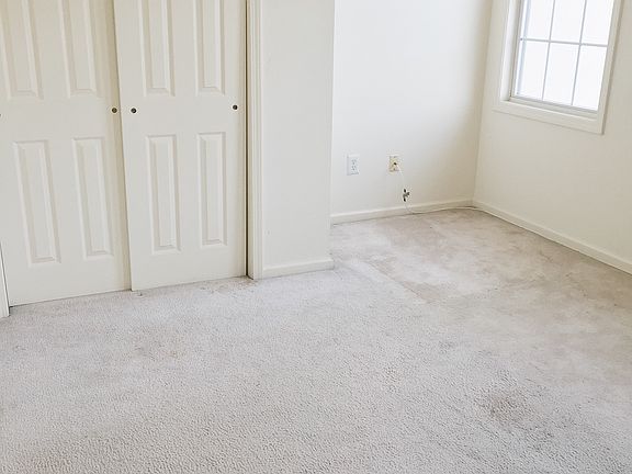 5th image of 150 Brittany Ct #234