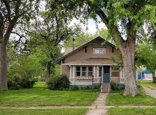 620 Walnut St, Sutherland, NE 69165