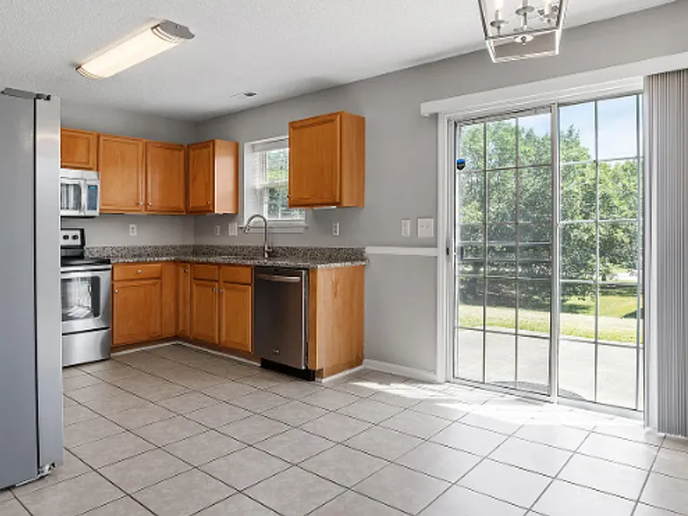 1 Kimbrough Ct — Photo 4