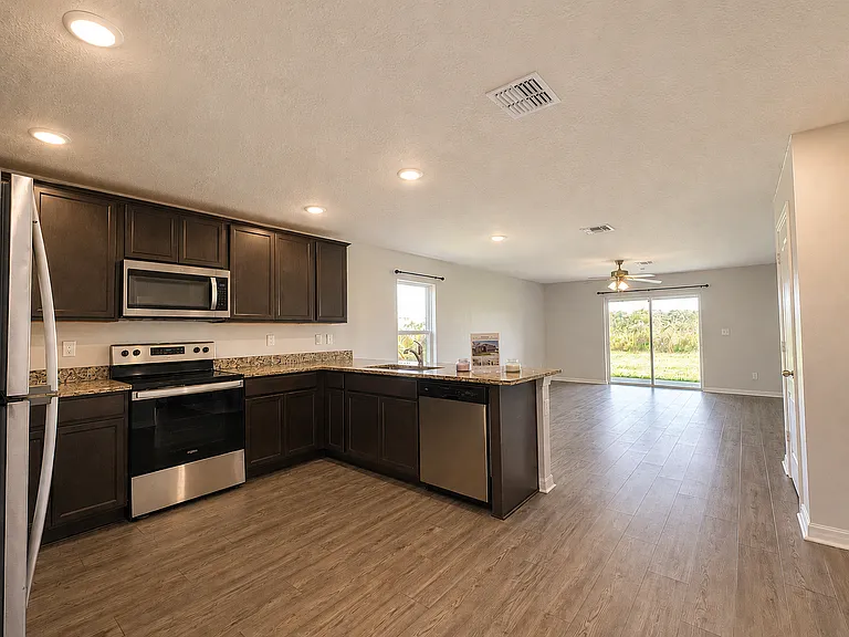 5532 Imagination Dr — Photo 4
