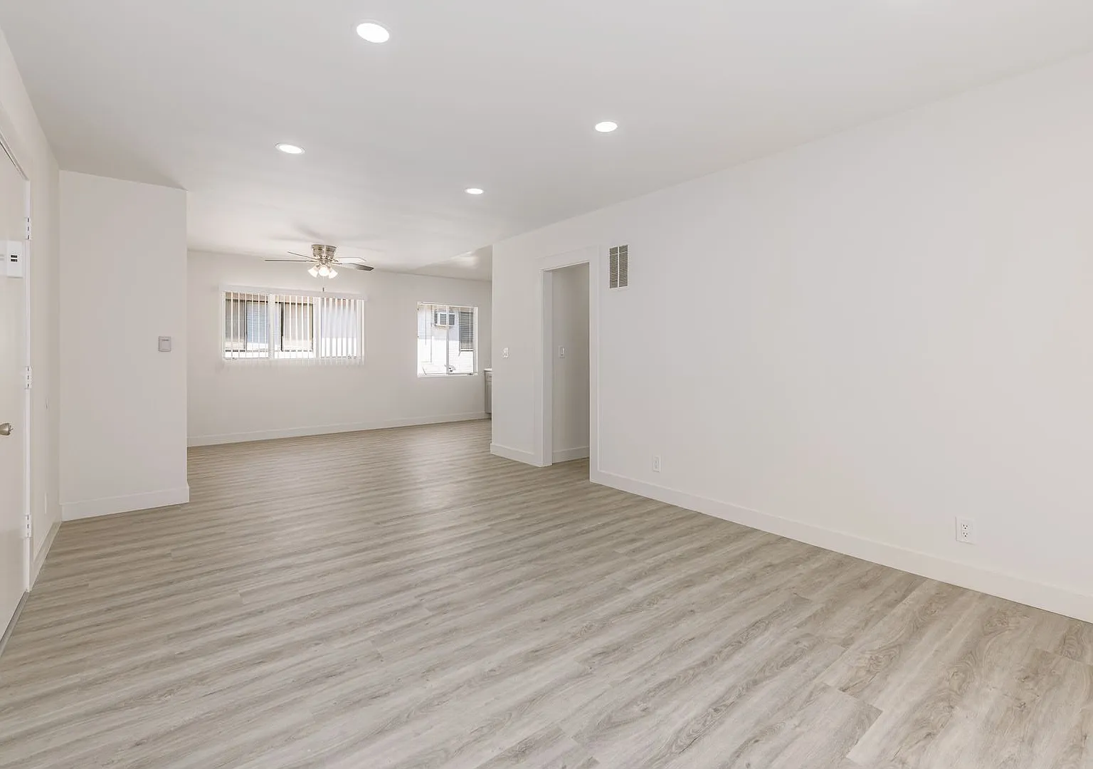 1339 S Ogden Dr — Photo 3