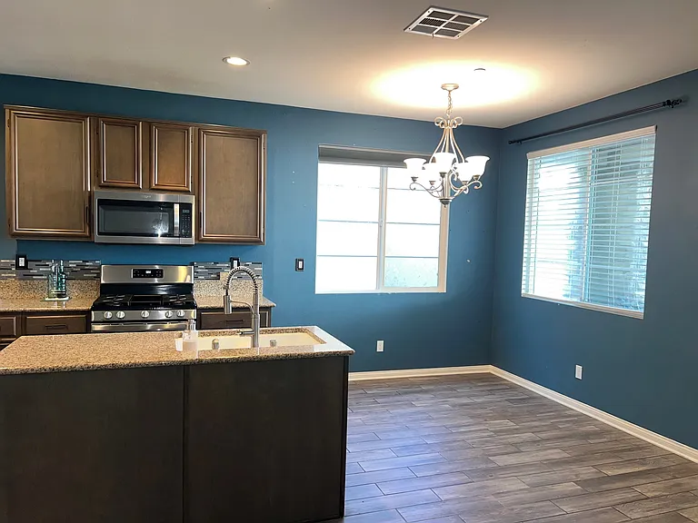 1707 Frangipani Ave — Photo 8