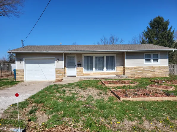 704 W Scott Street, Monett, MO 65708