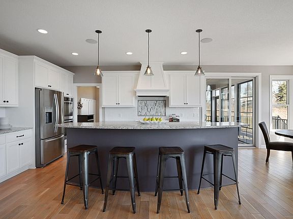 2nd image of 15 Crescent Ln