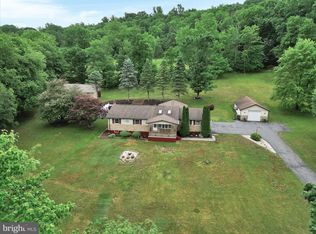 261 Chestnut St, Pottsville, PA 17901