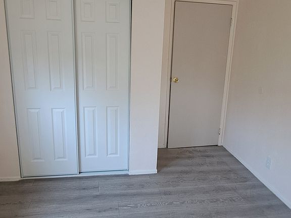 3rd image of 3221 1/2 Andrita St