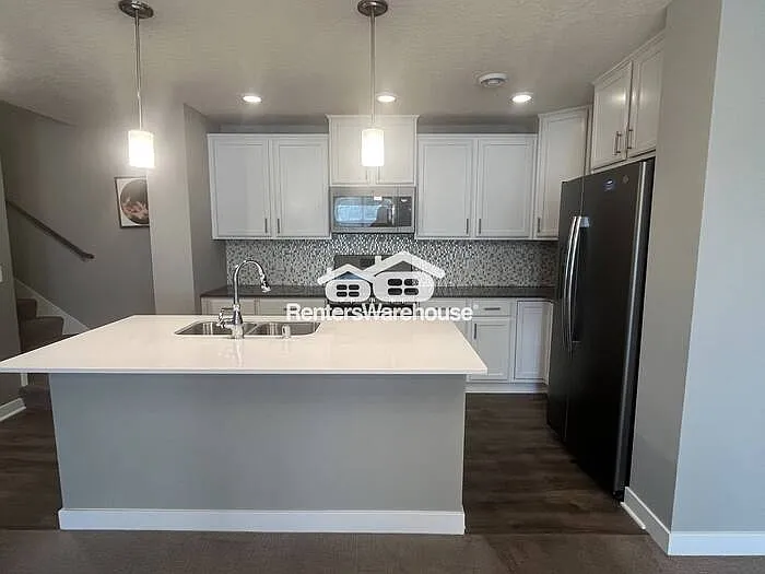 19490 Butternut Ct — Photo 3