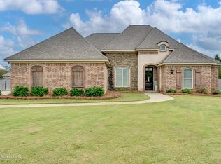 205 E Toulon St, Brandon, MS 39042