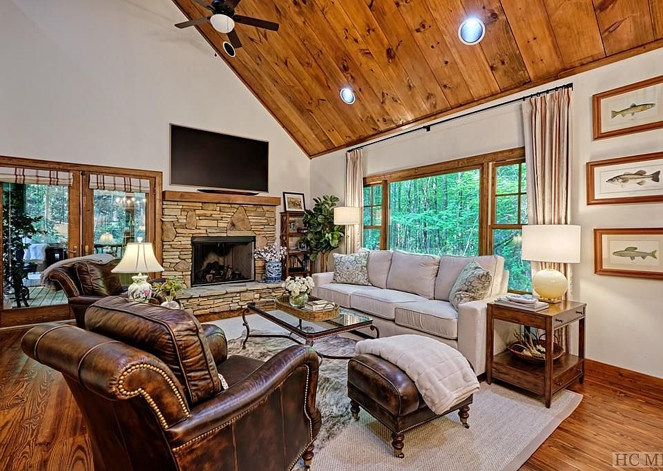 158 Holly Forest Ct Sapphire, NC, 28774 Apartments for Rent Zillow