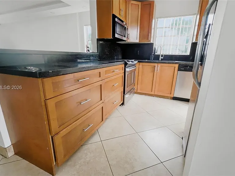 16450 Miami Dr #103 — Photo 24
