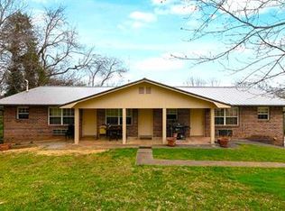 (ACHRL) 1309 East 1st Avenue (Apt 101 - 106), Lenoir City, TN 37772