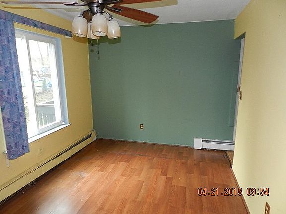 5th image of 89 Marconi Ave