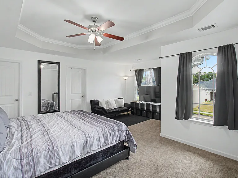 1221 Peacock Trl — Photo 19