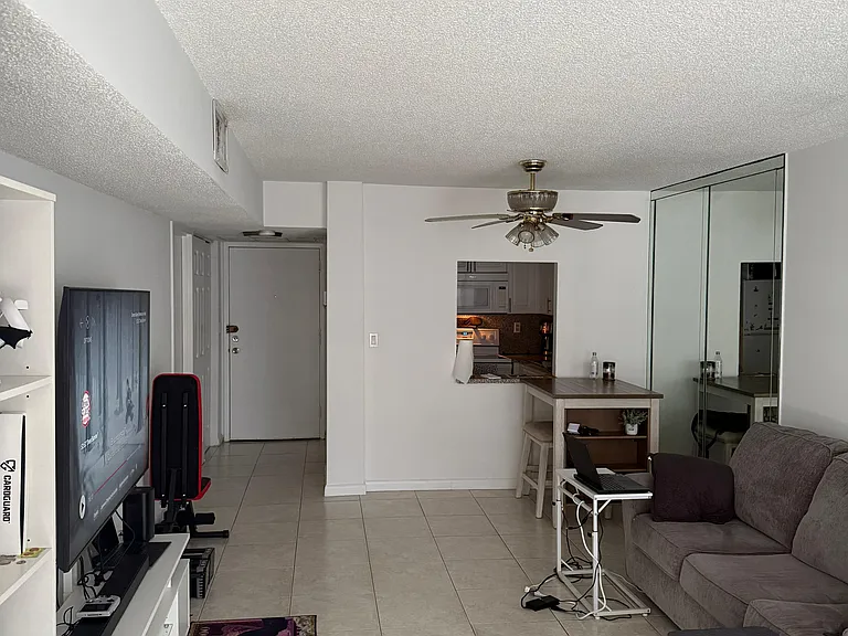 200 172nd St #210 — Photo 1