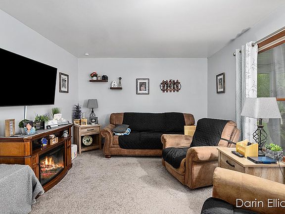 2nd image of 803 Lafayette St #803