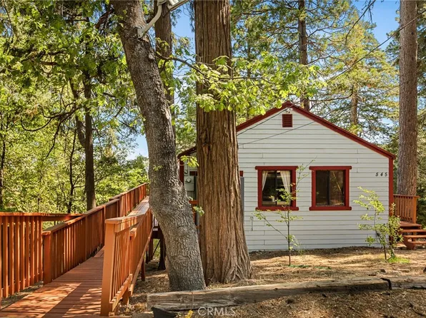 545 W Victoria Ct, Lake Arrowhead, CA 92352