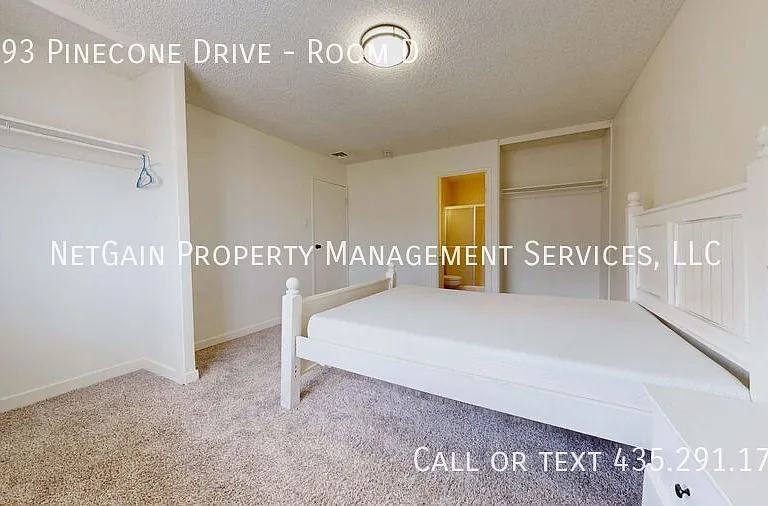 1193 Pinecone Dr #D — Photo 44
