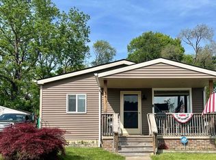 24 Short St, Pontiac, MI 48342