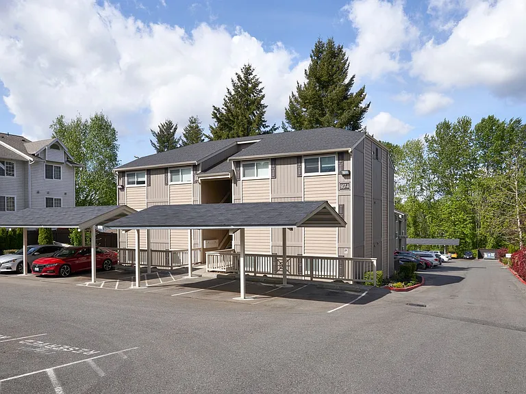 Highland Ridge — Photo 11