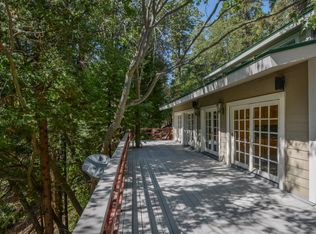 405 Blue Jay Canyon Rd, Blue Jay, CA 92317