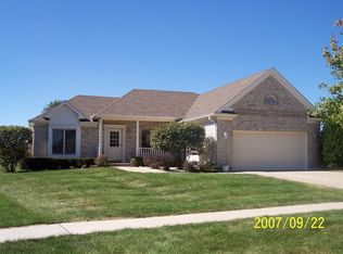 549 W Elian Ct, Maple Park, IL 60151
