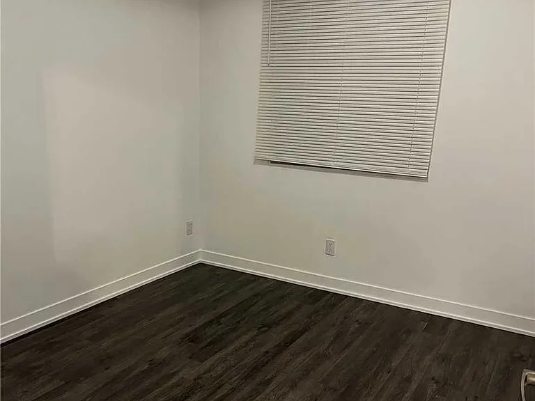 3560 Saint Clair Ave E #417 — Photo 8