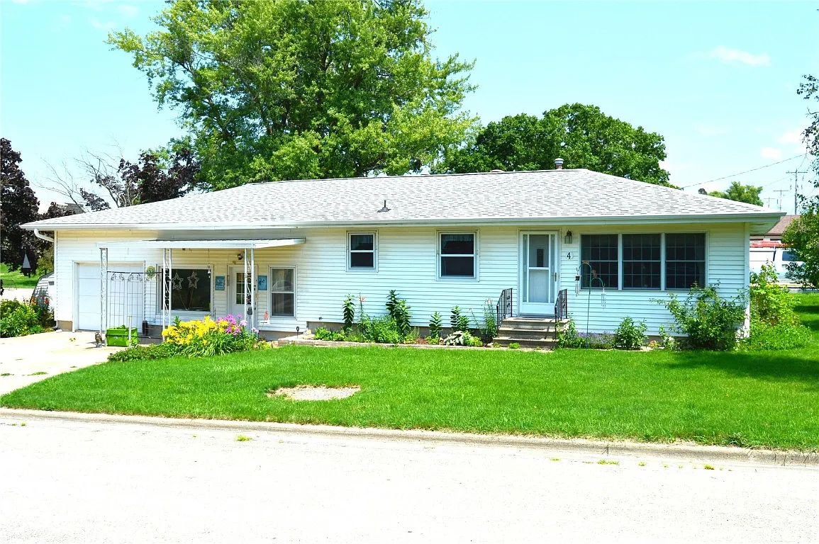 4 Brush Ave photo 1