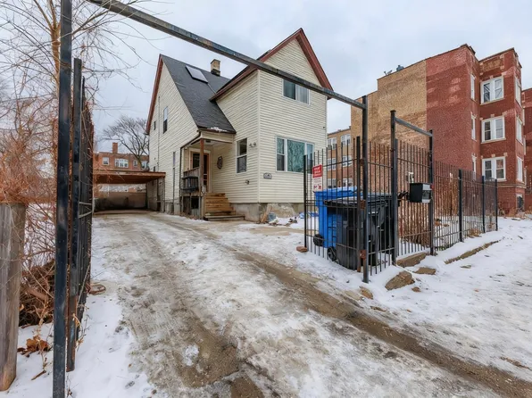 7412 S Phillips Ave, Chicago, IL 60649