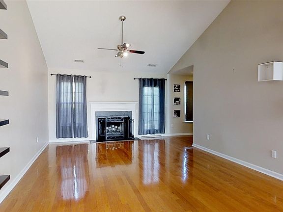 3rd image of 103 Lexington Place Way