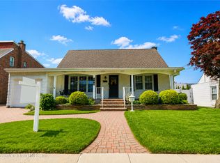 106 Lander Ave, Staten Island, NY 10314