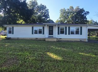 767 Concord Cades Rd, Trenton, TN 38382