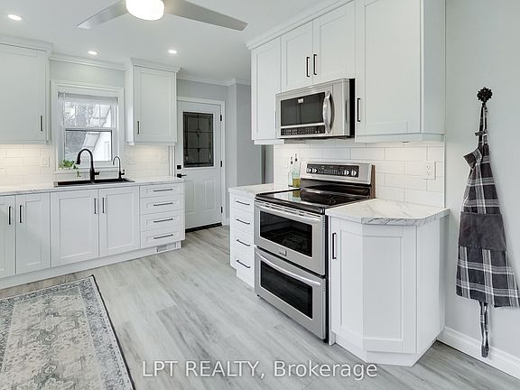 5th image of 33 Ridge Rd W