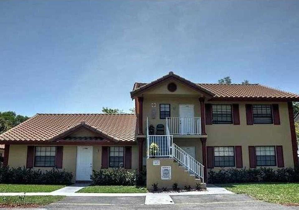 1st image of 11580 NW 37th Street