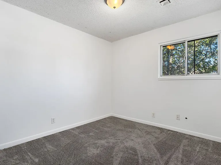 3290 Cherry St #1 — Photo 25