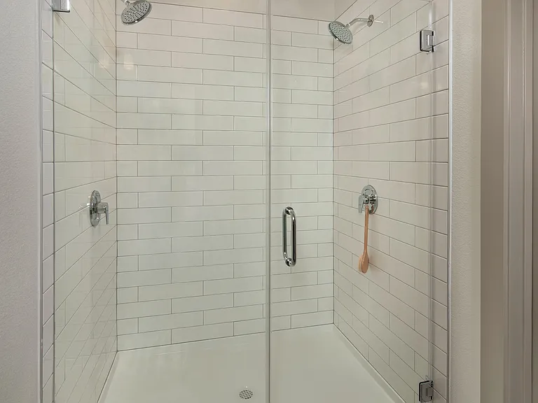 2B Shower 1
