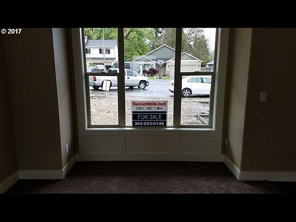 5th image of 4102 NE 109th Cir