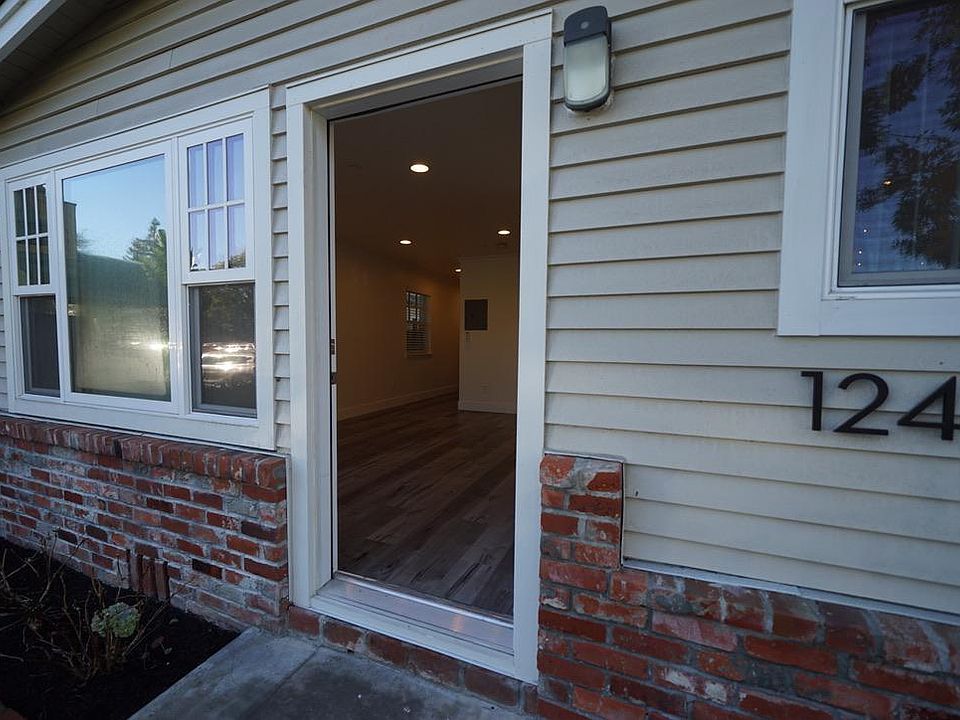 1st image of 124 Arch St