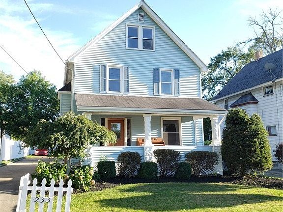 2nd image of 233 E Kline St