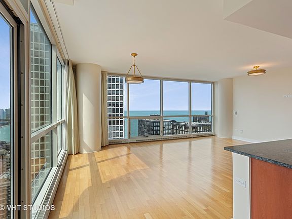 3rd image of 250 E Pearson St APT 3002