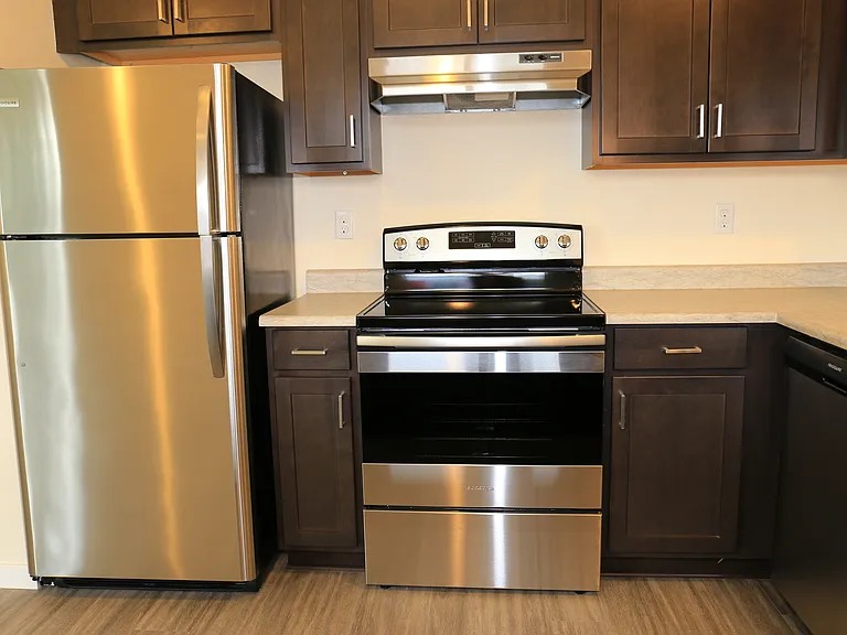 Golf Club Apartments — Photo 9