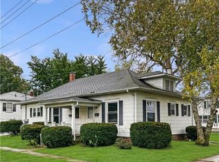 1617 Olive Ave, Mattoon, IL 61938