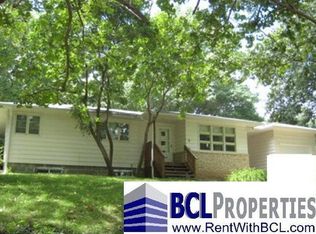 765 Elling Dr, Manhattan, KS 66502