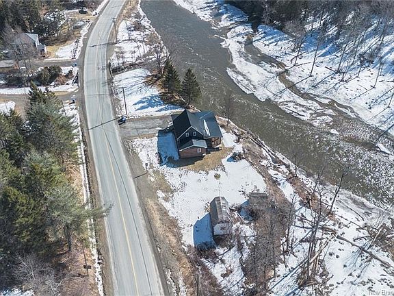 4th image of 1079 110th Rte