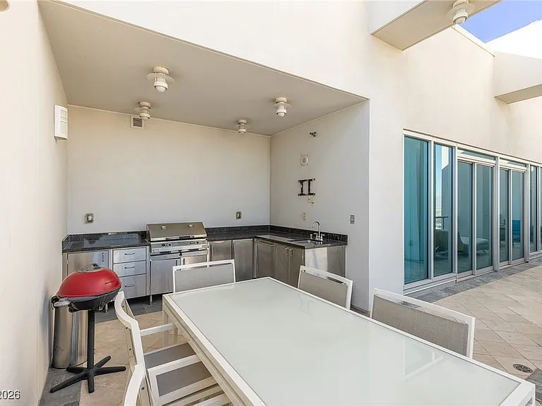 2700 Las Vegas Blvd S #4304 — Photo 50