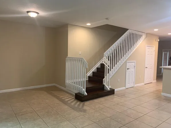 3105 NW 25th Way, Fort Lauderdale, FL 33309